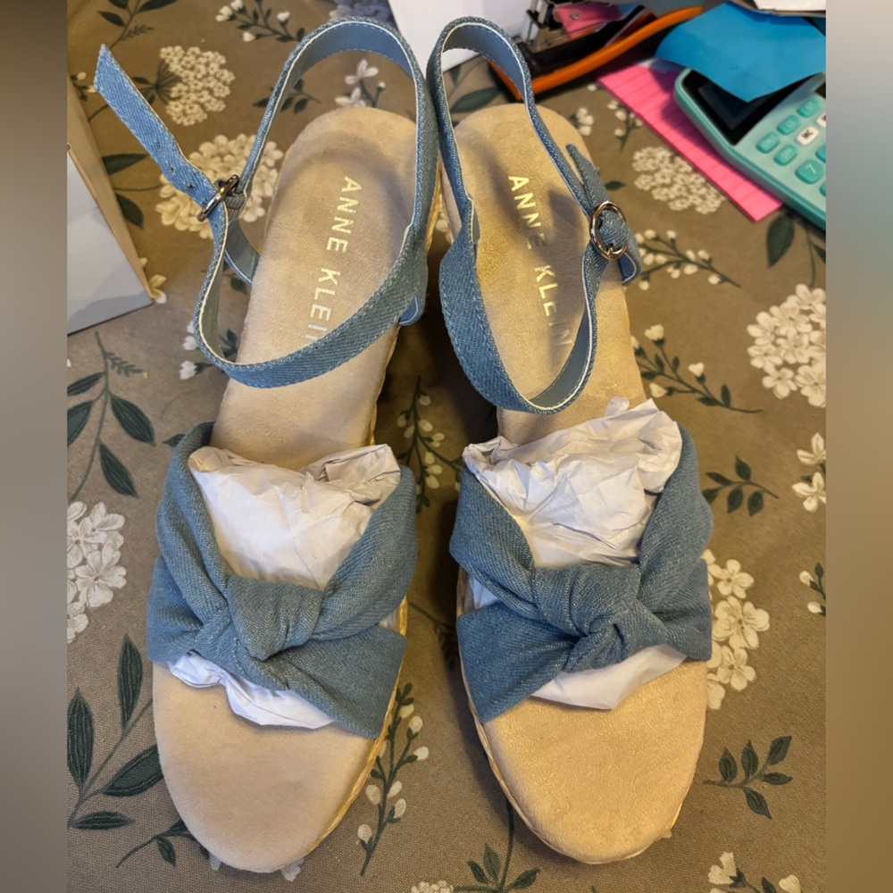 Anne Klein Wheatley Denim Blue Wedge Heels. Size 9.5 Medium. NIB.